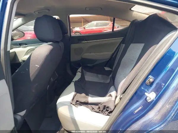 5NPD84LF0HH059372 2017 HYUNDAI ELANTRA - Image 8