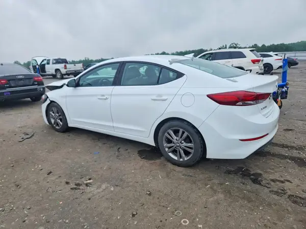 5NPD84LF0HH060036 2017 HYUNDAI ELANTRA - Image 2