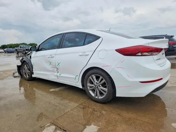 5NPD84LF0HH060053 2017 HYUNDAI ELANTRA - Image 2