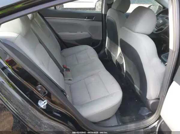 5NPD84LF0HH061056 2017 HYUNDAI ELANTRA - Image 8