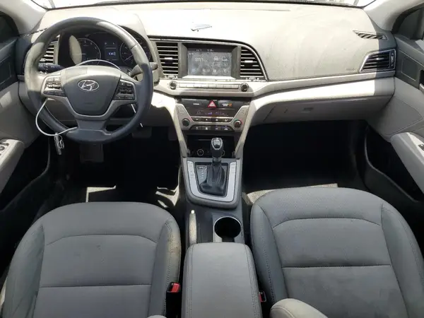 5NPD84LF0HH063003 2017 HYUNDAI ELANTRA - Image 8