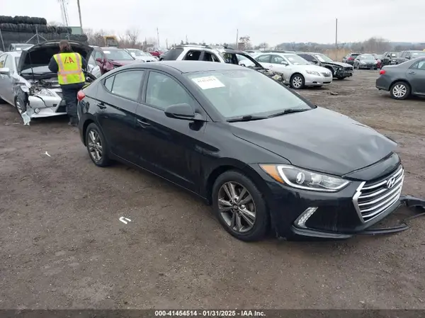 5NPD84LF0HH063244 2017 HYUNDAI ELANTRA - Image 1