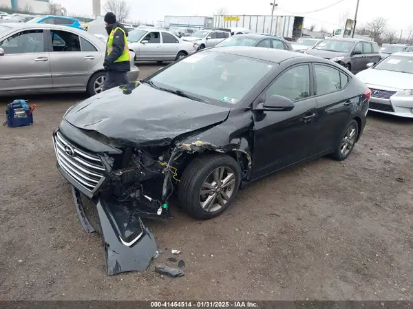 5NPD84LF0HH063244 2017 HYUNDAI ELANTRA - Image 2