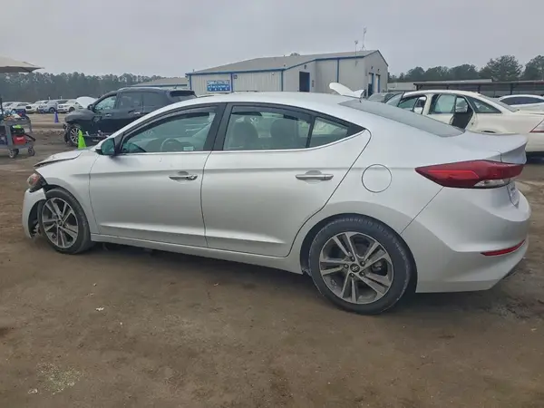 5NPD84LF0HH065057 2017 HYUNDAI ELANTRA - Image 2