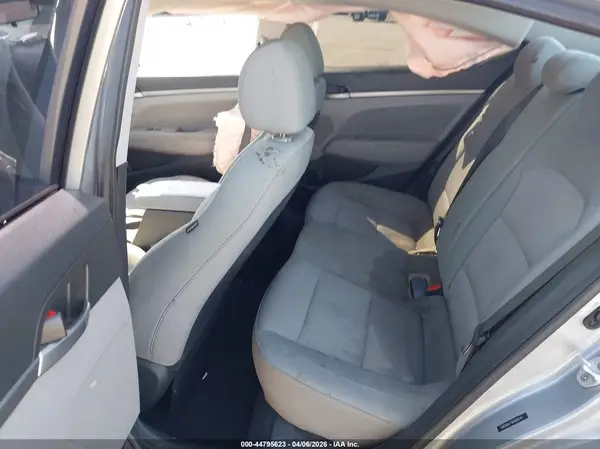 5NPD84LF0HH065141 2017 HYUNDAI ELANTRA - Image 8