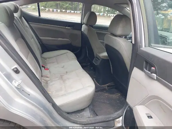 5NPD84LF0HH065821 2017 HYUNDAI ELANTRA - Image 8