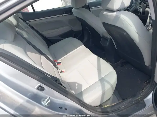 5NPD84LF0HH067648 2017 HYUNDAI ELANTRA - Image 8