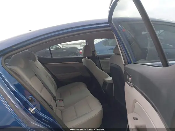 5NPD84LF0HH069481 2017 HYUNDAI ELANTRA - Image 8