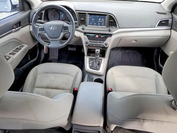 5NPD84LF0HH070405 2017 HYUNDAI ELANTRA - Image 8