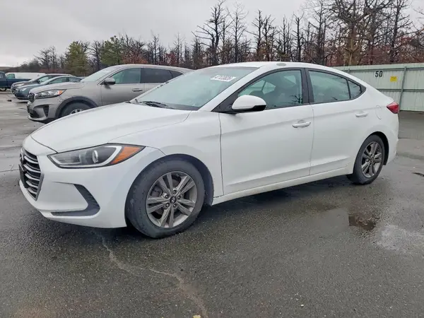 5NPD84LF0HH071795 2017 HYUNDAI ELANTRA - Image 1