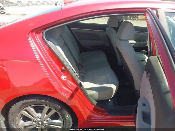 5NPD84LF0HH073398 2017 HYUNDAI ELANTRA - Image 8