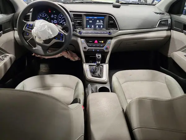 5NPD84LF0HH075149 2017 HYUNDAI ELANTRA - Image 8