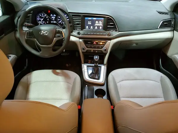 5NPD84LF0HH077046 2017 HYUNDAI ELANTRA - Image 8