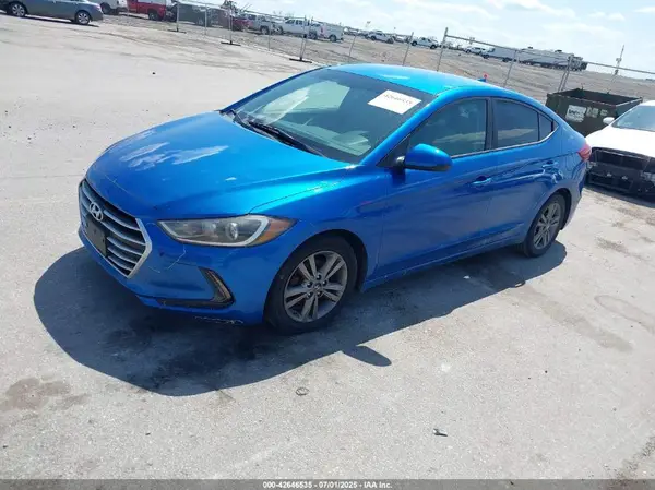 5NPD84LF0HH078455 2017 HYUNDAI ELANTRA - Image 2