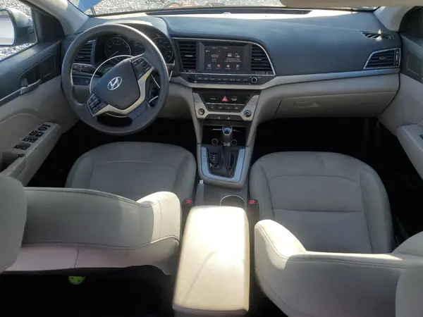 5NPD84LF0HH080030 2017 HYUNDAI ELANTRA - Image 8