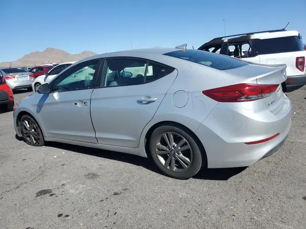 5NPD84LF0HH090525 2017 HYUNDAI ELANTRA - Image 2