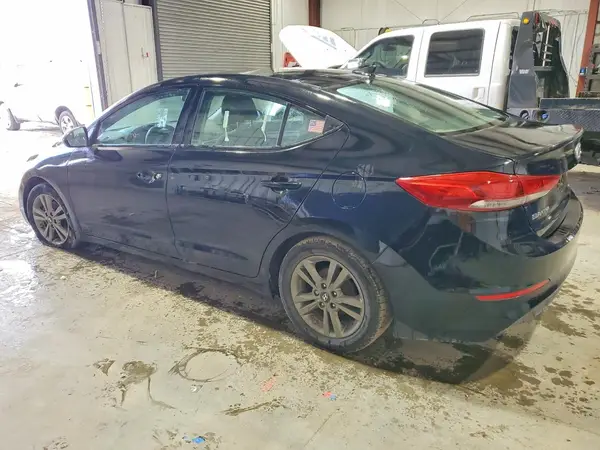 5NPD84LF0HH095921 2017 HYUNDAI ELANTRA - Image 2