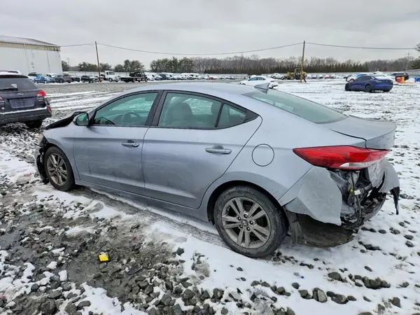 5NPD84LF0HH107503 2017 HYUNDAI ELANTRA - Image 2