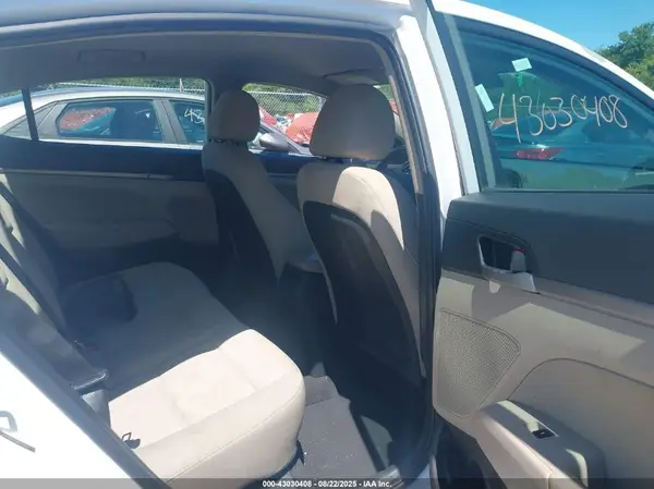5NPD84LF0HH114547 2017 HYUNDAI ELANTRA - Image 8
