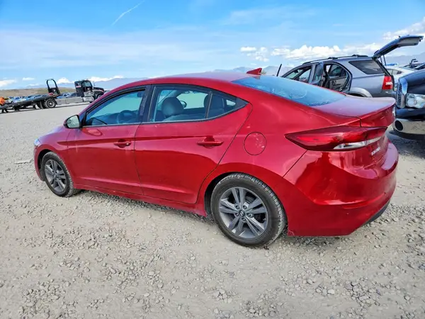 5NPD84LF0HH117562 2017 HYUNDAI ELANTRA - Image 2