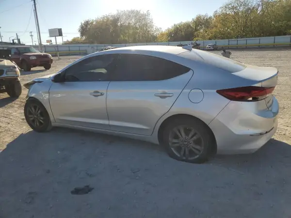 5NPD84LF0HH118632 2017 HYUNDAI ELANTRA - Image 2