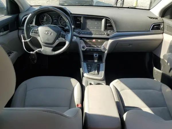 5NPD84LF0HH120445 2017 HYUNDAI ELANTRA - Image 8