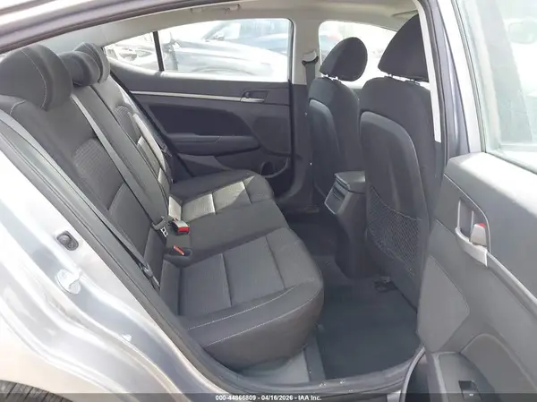 5NPD84LF0HH122910 2017 HYUNDAI ELANTRA - Image 8
