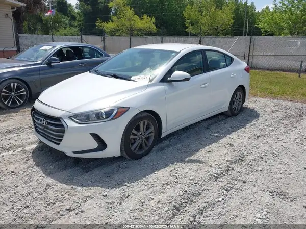 5NPD84LF0HH123720 2017 HYUNDAI ELANTRA - Image 2