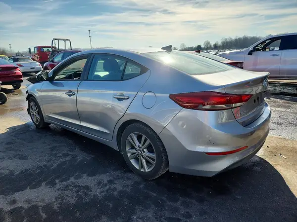 5NPD84LF0HH124544 2017 HYUNDAI ELANTRA - Image 2