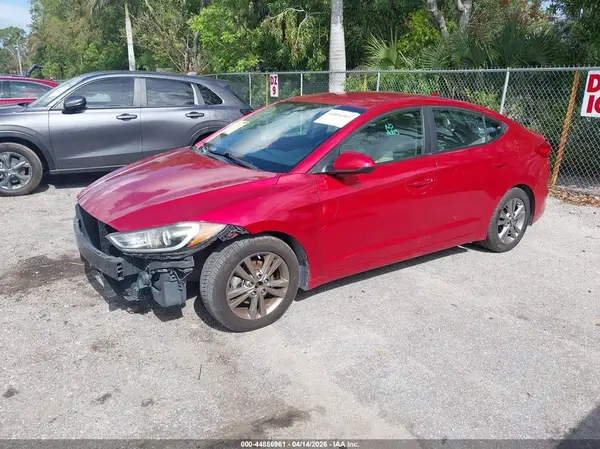 5NPD84LF0HH125385 2017 HYUNDAI ELANTRA - Image 2