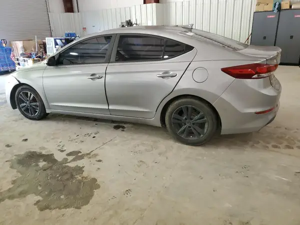 5NPD84LF0HH128285 2017 HYUNDAI ELANTRA - Image 2