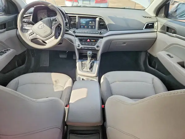 5NPD84LF0HH128576 2017 HYUNDAI ELANTRA - Image 8
