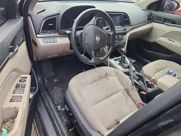 5NPD84LF0HH129050 2017 HYUNDAI ELANTRA - Image 8