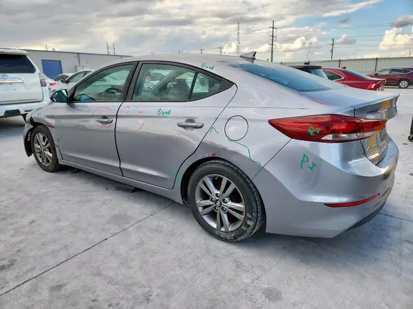 5NPD84LF0HH131168 2017 HYUNDAI ELANTRA - Image 2