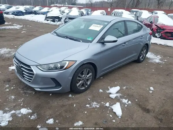 5NPD84LF0HH131641 2017 HYUNDAI ELANTRA - Image 2