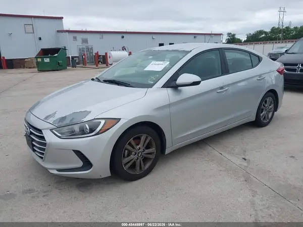 5NPD84LF0HH132532 2017 HYUNDAI ELANTRA - Image 2