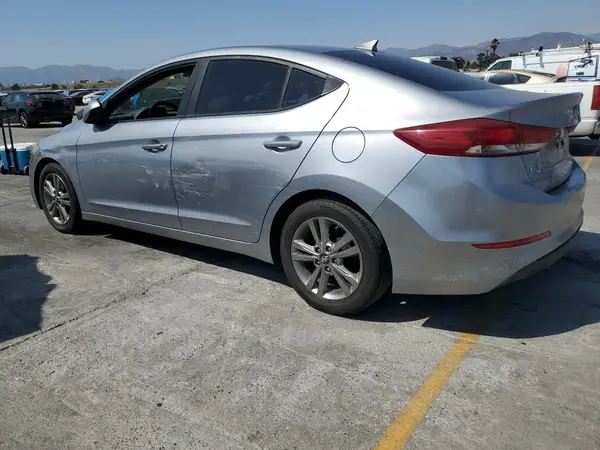 5NPD84LF0HH138718 2017 HYUNDAI ELANTRA - Image 2