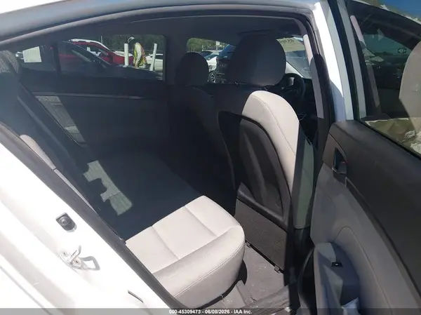 5NPD84LF0HH138816 2017 HYUNDAI ELANTRA - Image 8
