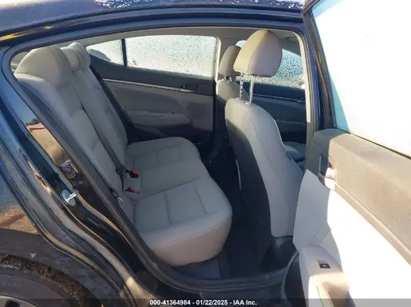 5NPD84LF0HH139531 2017 HYUNDAI ELANTRA - Image 8