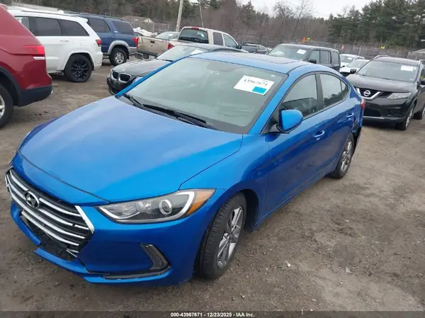 5NPD84LF0HH139884 2017 HYUNDAI ELANTRA - Image 2
