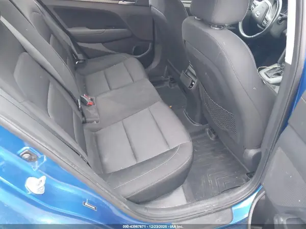 5NPD84LF0HH139884 2017 HYUNDAI ELANTRA - Image 8