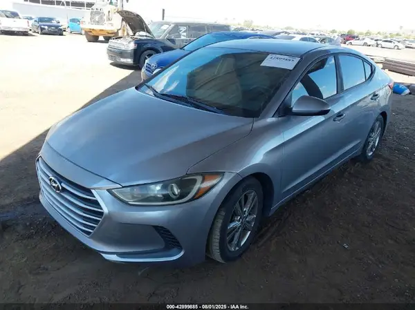 5NPD84LF0HH140517 2017 HYUNDAI ELANTRA - Image 2