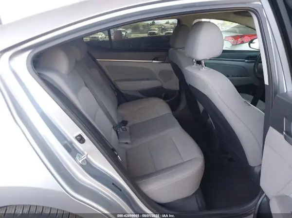 5NPD84LF0HH140517 2017 HYUNDAI ELANTRA - Image 8