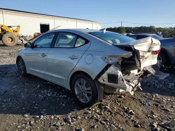 5NPD84LF0HH141229 2017 HYUNDAI ELANTRA - Image 2