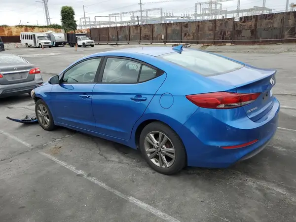 5NPD84LF0HH143076 2017 HYUNDAI ELANTRA - Image 2