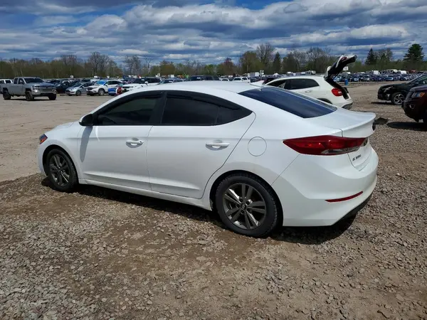 5NPD84LF0HH144065 2017 HYUNDAI ELANTRA - Image 2