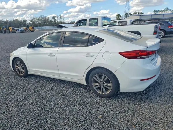 5NPD84LF0HH149136 2017 HYUNDAI ELANTRA - Image 2