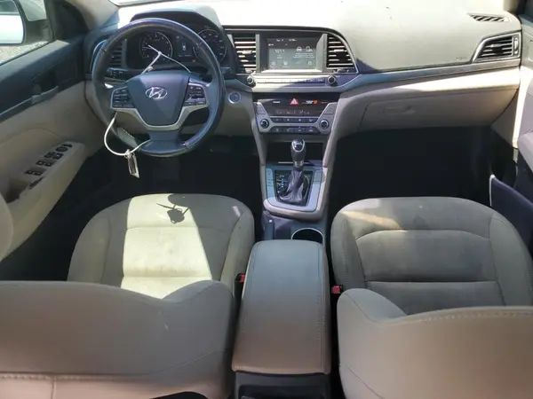 5NPD84LF0HH156748 2017 HYUNDAI ELANTRA - Image 8