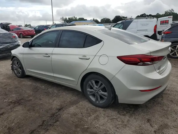 5NPD84LF0HH159598 2017 HYUNDAI ELANTRA - Image 2