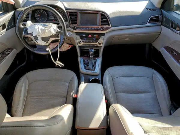 5NPD84LF0HH161240 2017 HYUNDAI ELANTRA - Image 8